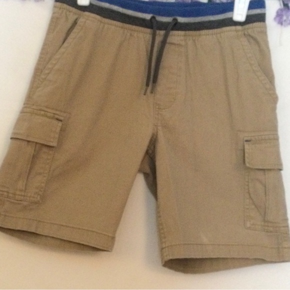 Boys wonder nation shorts . Large 10-12 - Picture 2 of 9